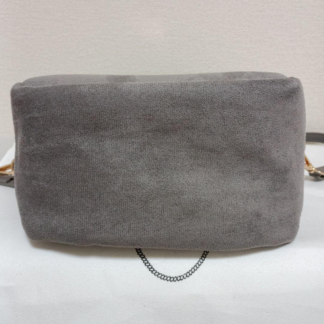 PRADA 　バッグ