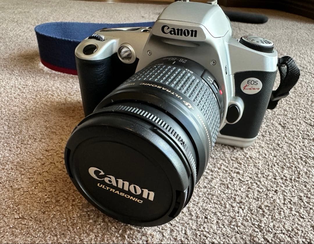 Canon NEW EOS Kiss フィルム一眼レフカメラ