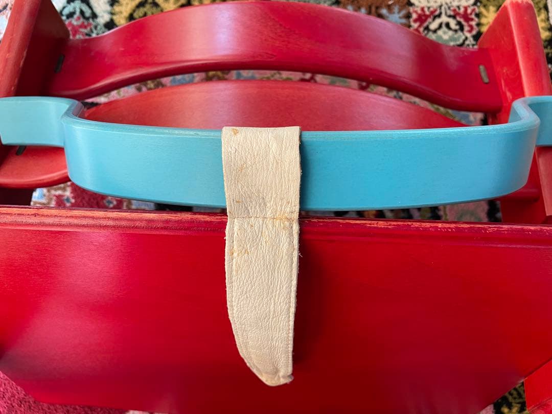 『廃盤』STOKKE ベビーチェア皮ベルト背もたれガード付ダブルセット