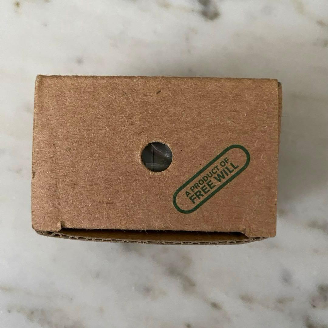 ｛VOLVO｝　ブラック水筒カバー ＆ シルバーミニチュアカー　2点セット