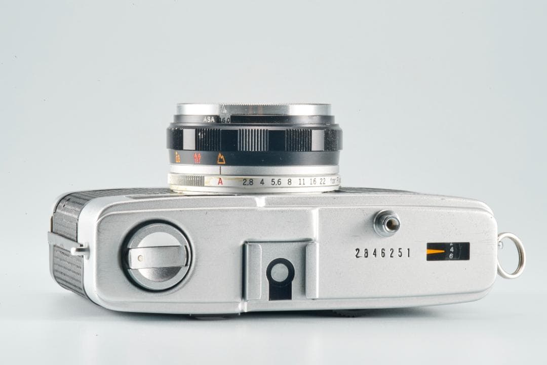 OLYMPUS TRIP 35 35mmコンパクトフィルムカメラ #94