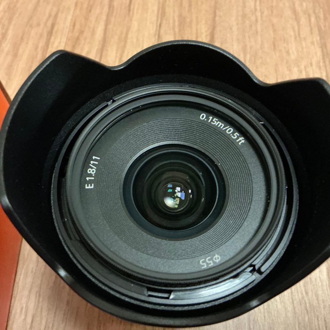 【SONY レンズ　E11mm F1.8】　 レンズフィルター付き