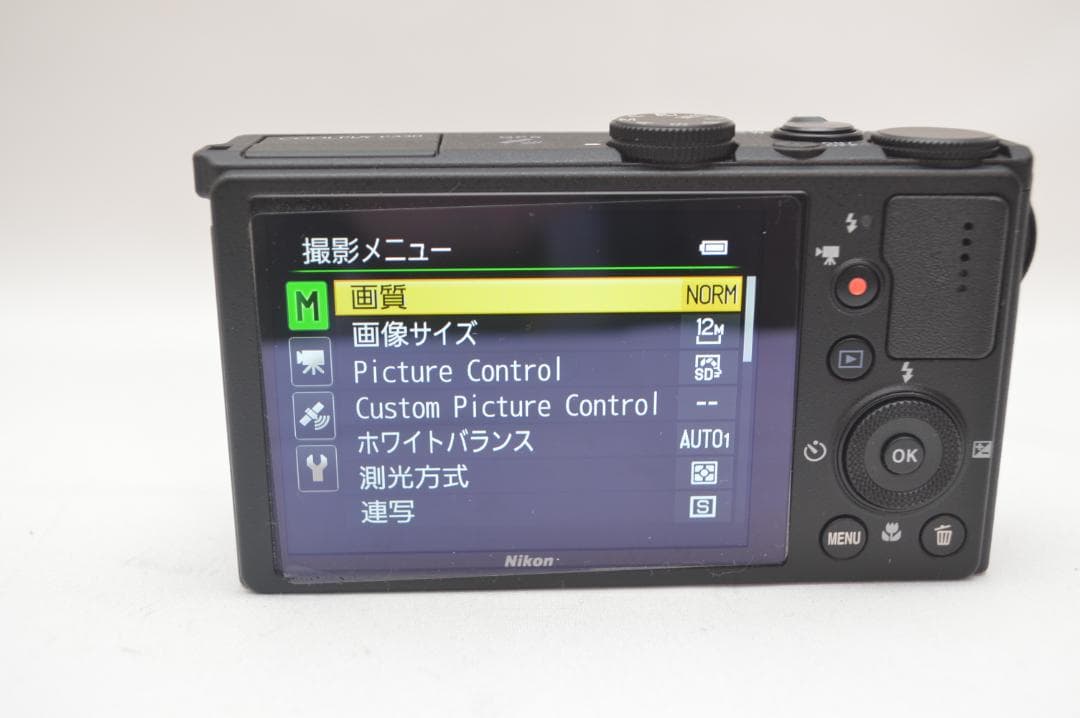 ✨未使用美品✨ Nikon Coolpix P330 ブラック