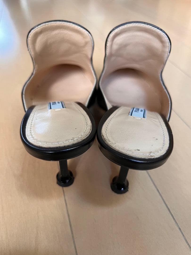 PRADA★黒 ポインテッドトゥミュール