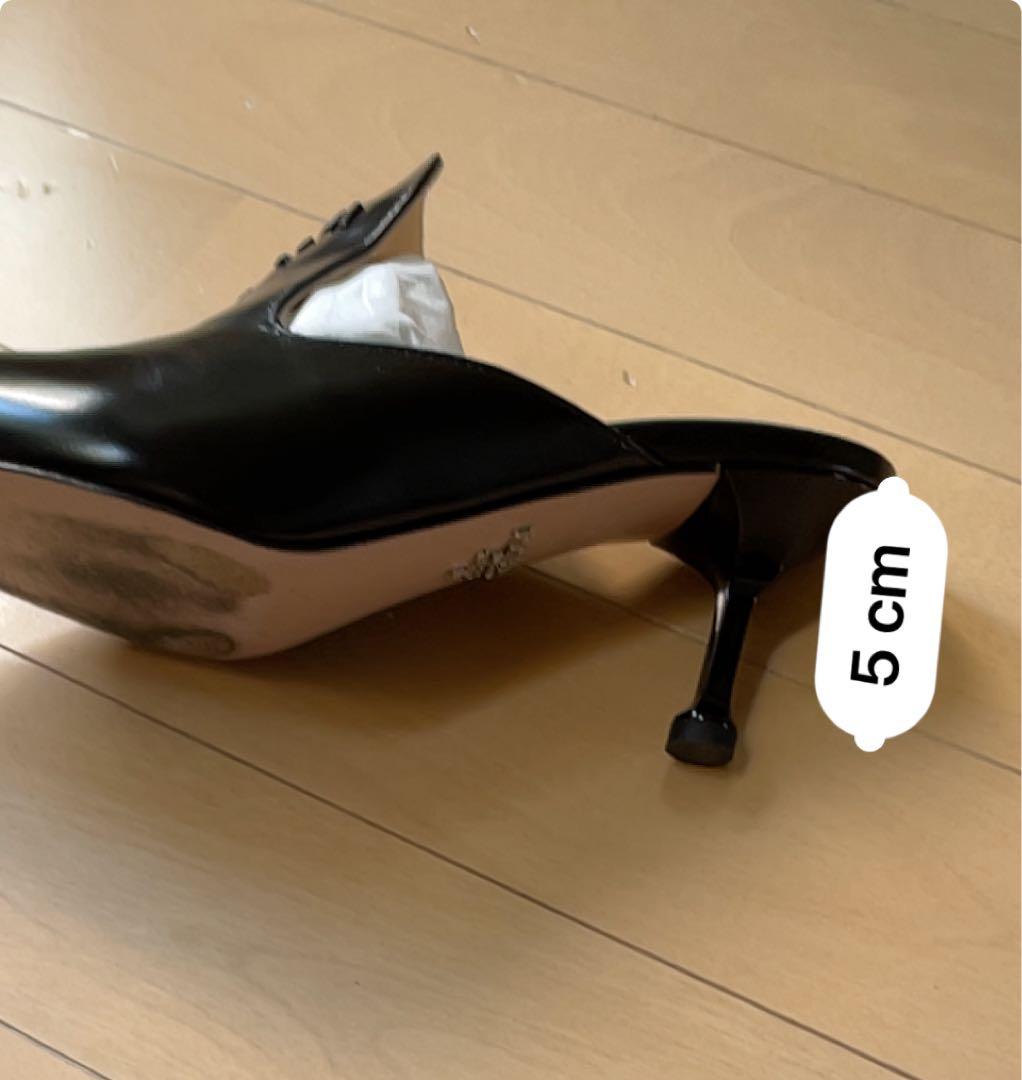 PRADA★黒 ポインテッドトゥミュール