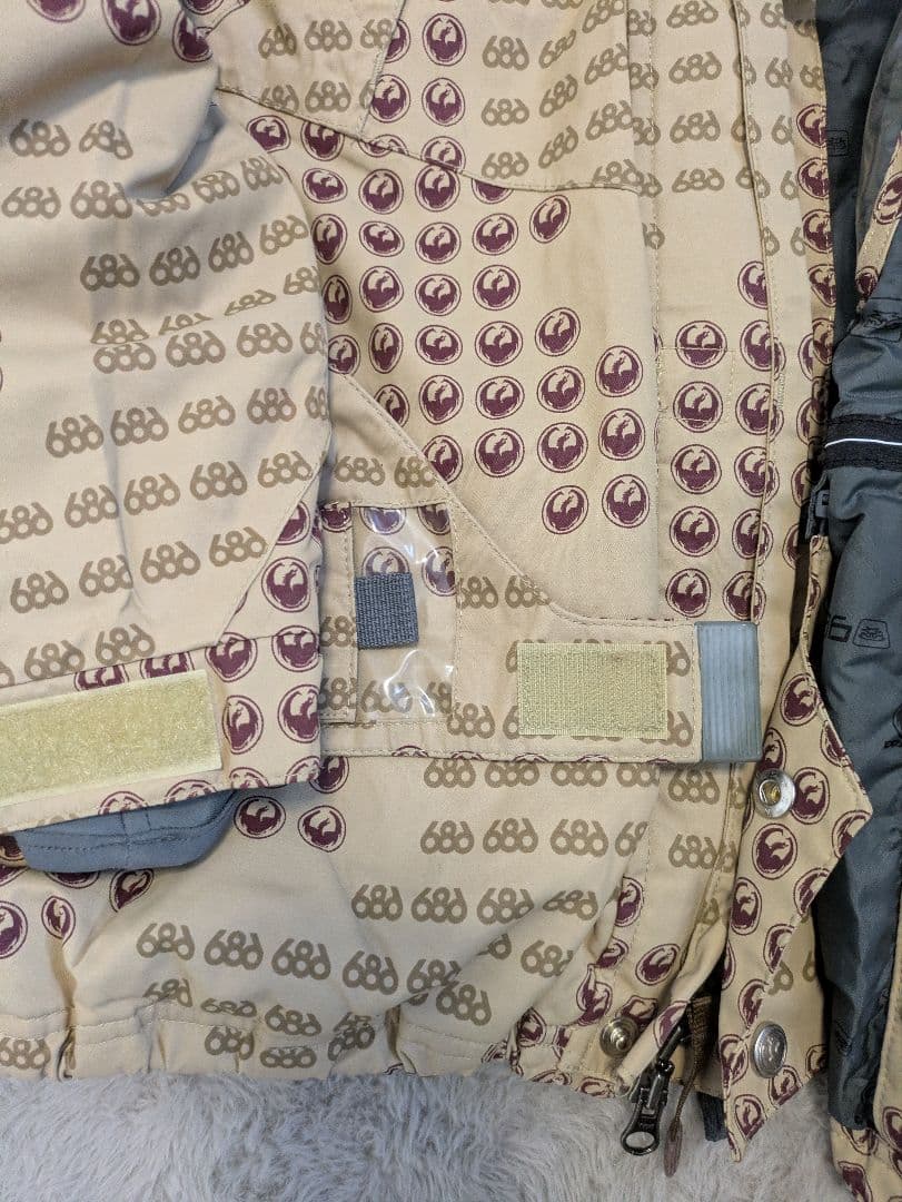 限定値下げ　686×DRAGON 限定 TIMES LINE スノーボードウェア