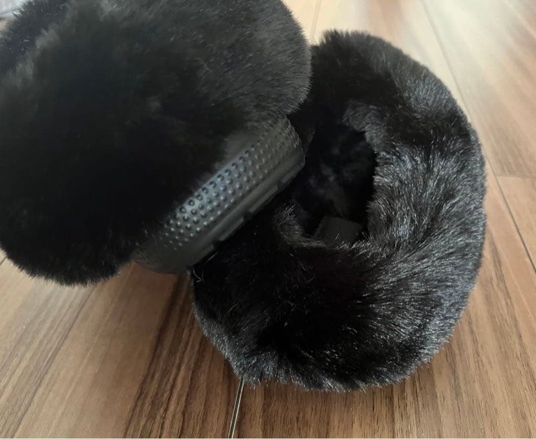 新品❣️クロックスマミルス ファー付きサボサンダル ブラックカモフラージュ