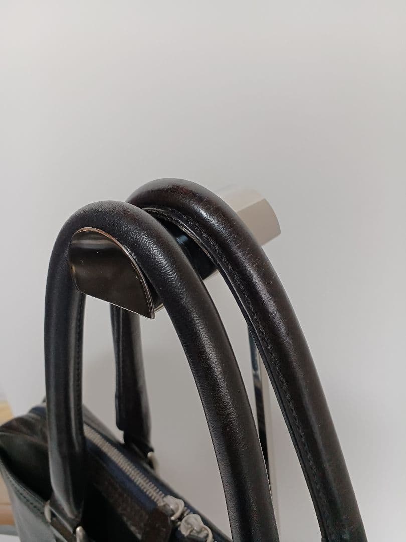 美品 ココマイスター マットーネジルベルト ビジネスバッグ 定価164500円