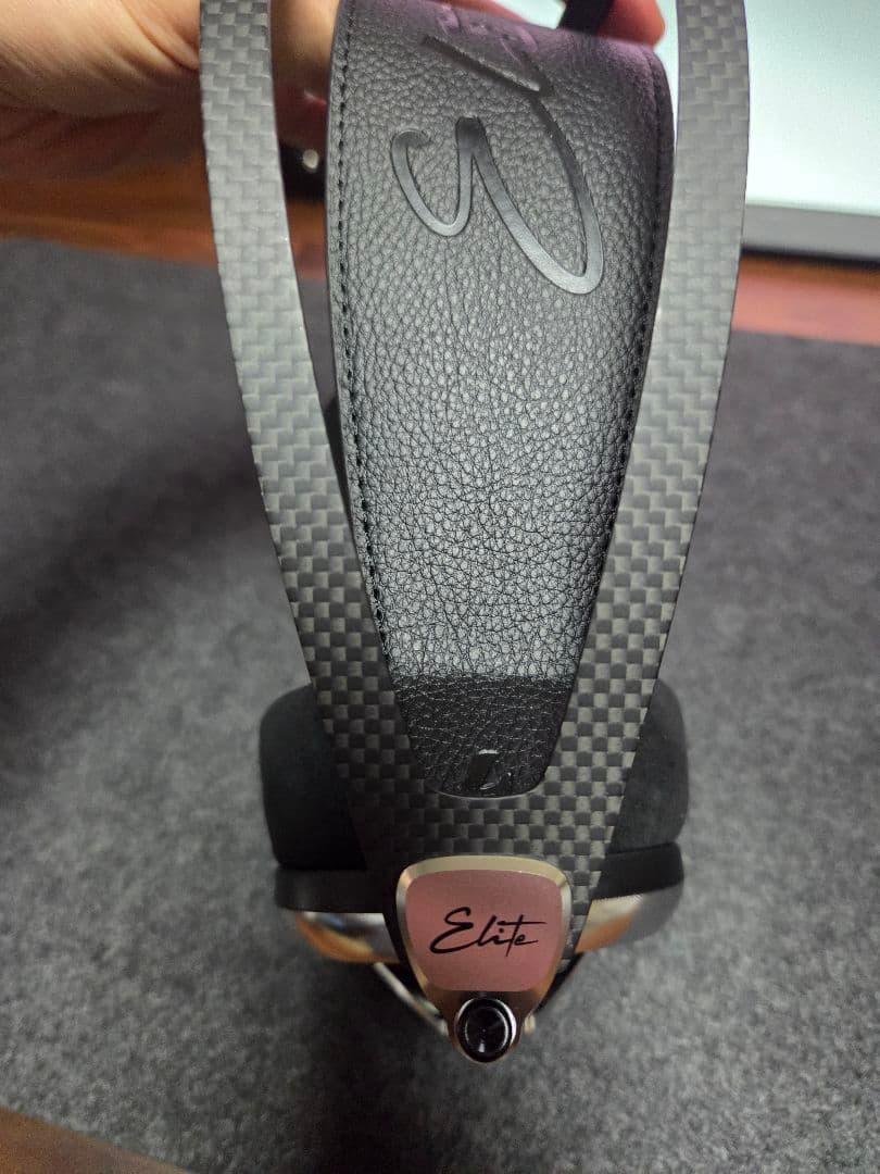 ヘッドホン Meze Audio Elite