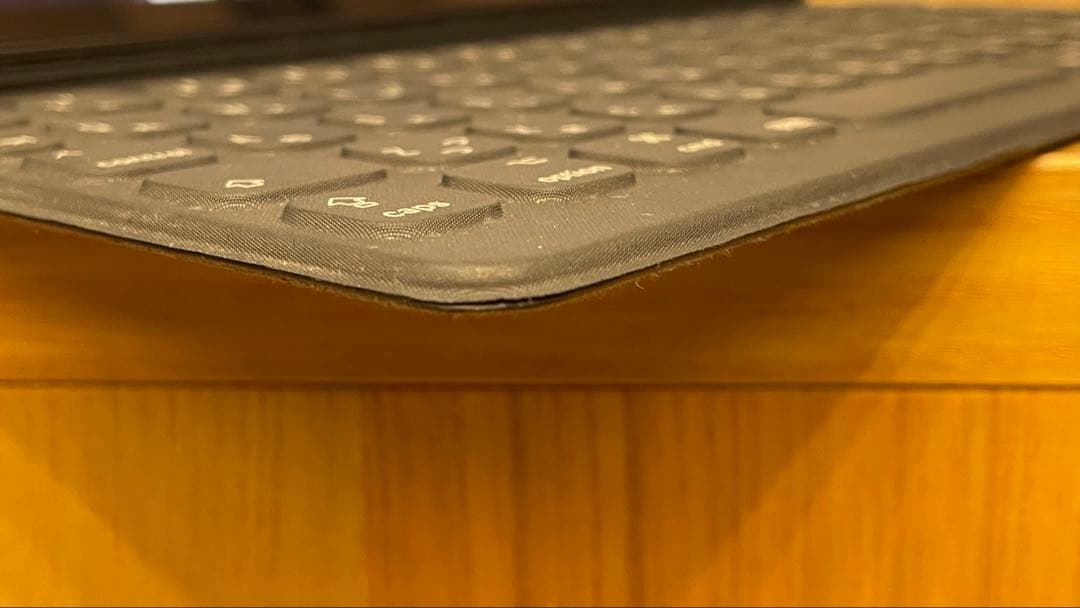 iPad Air3 64G ＋純正Smart Keyboard ジャンク