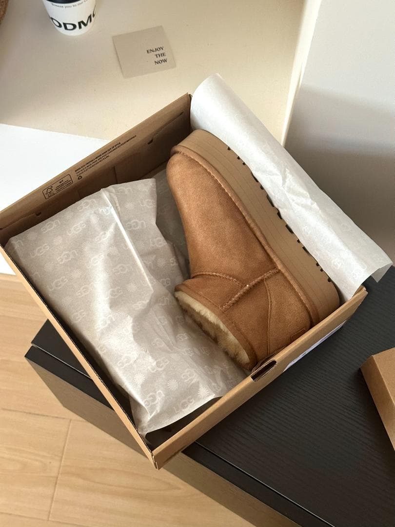 UGG レディース クラシック ウルトラミニ プラットフォーム ブーツ