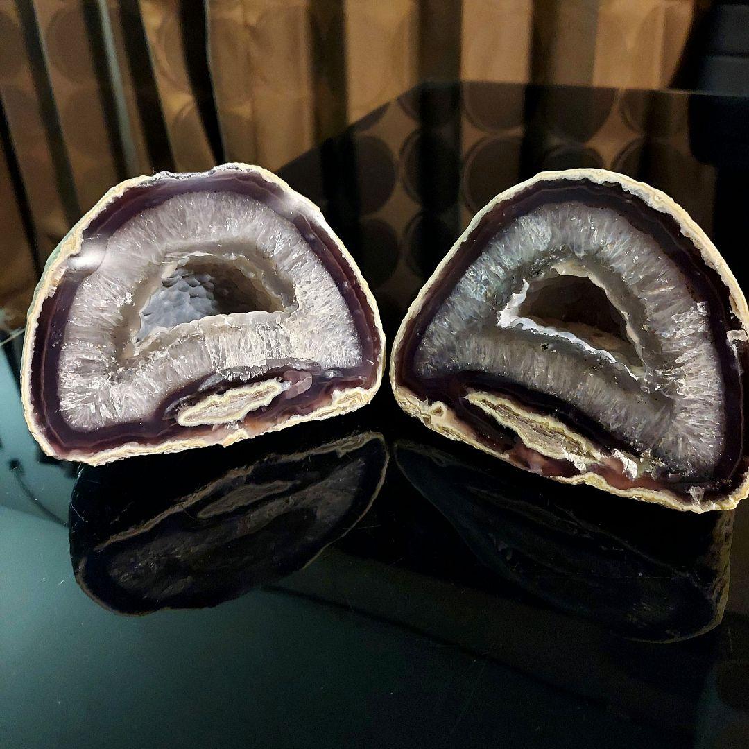 総重量およそ２キロ！　トレジャーメノー笑口 ペア 原石　240