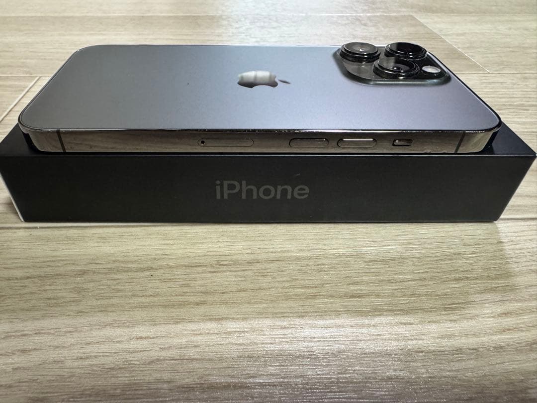 香港版　iPhone 13 Pro 256GB Graphite