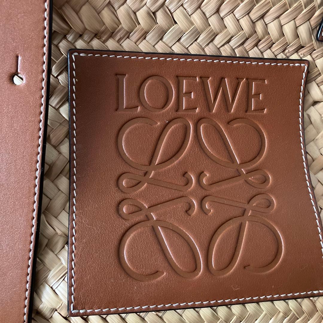 ロエベカゴバックミディアム