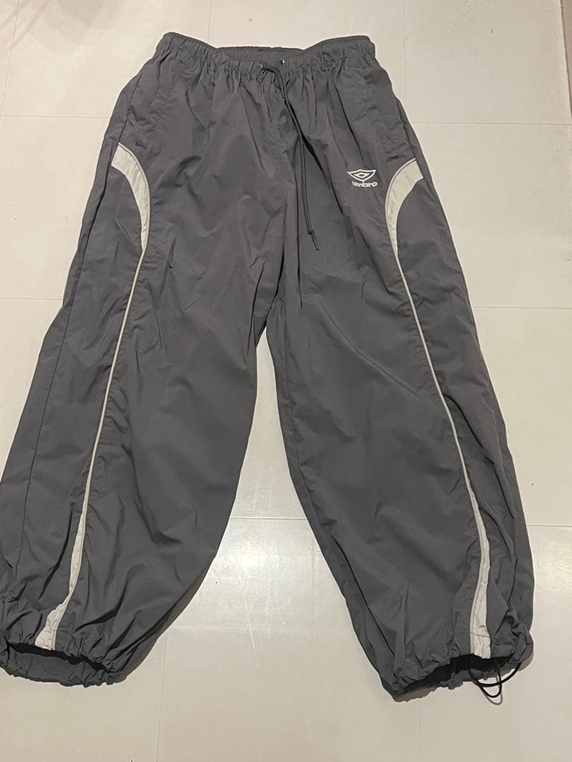 UMBRO ナイロンジャケット、パンツ　セットアップ