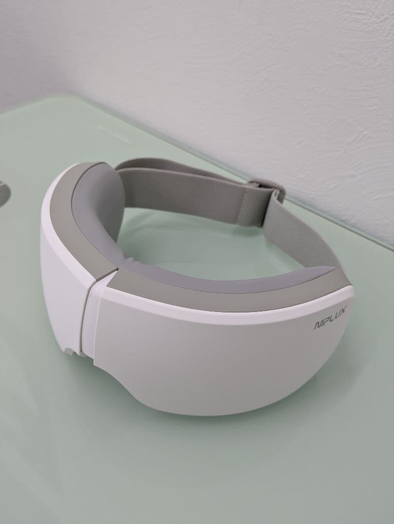 NIPLUX 目もとマッサージャー ホワイト