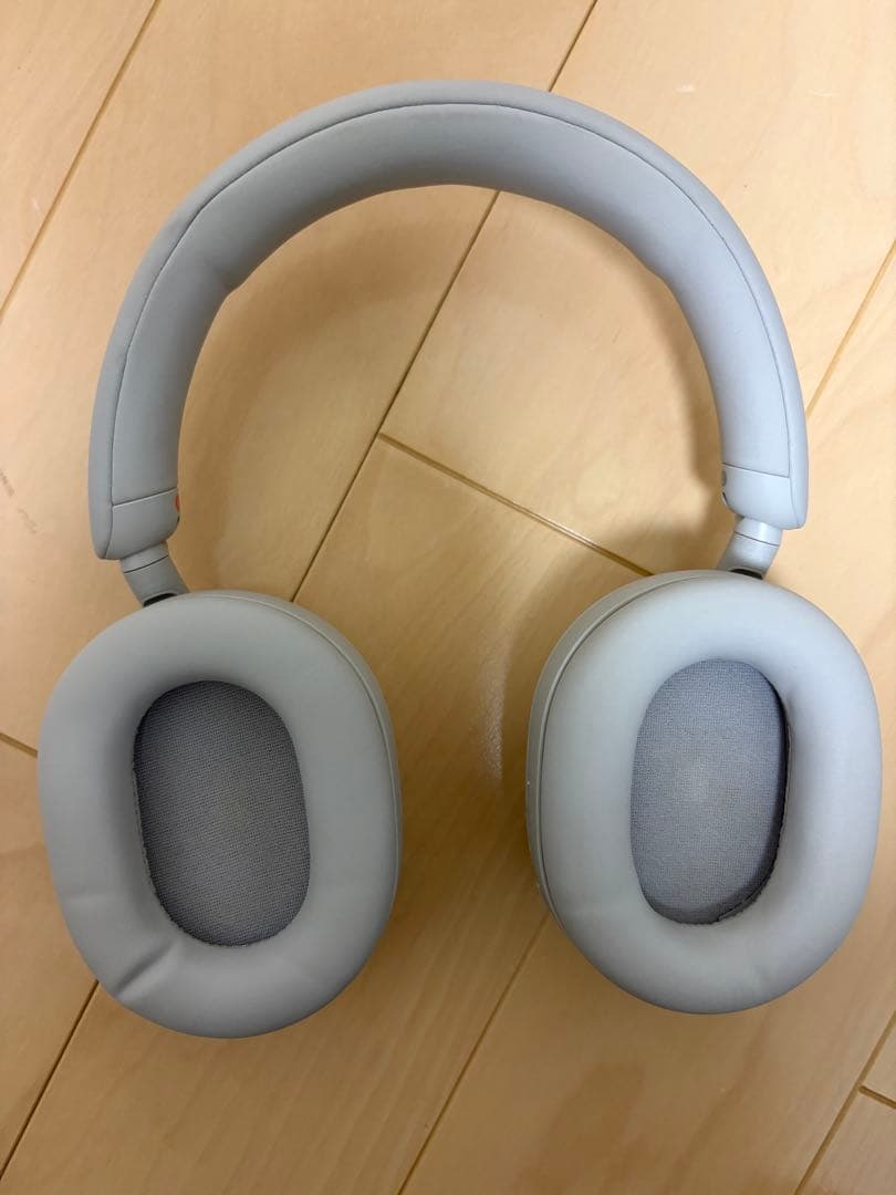 ヘッドホン SONY WH-1000XM5(S) SILVER