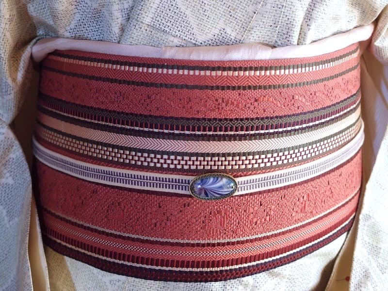 織りの八寸名古屋帯（縦縞に花文）正絹美品