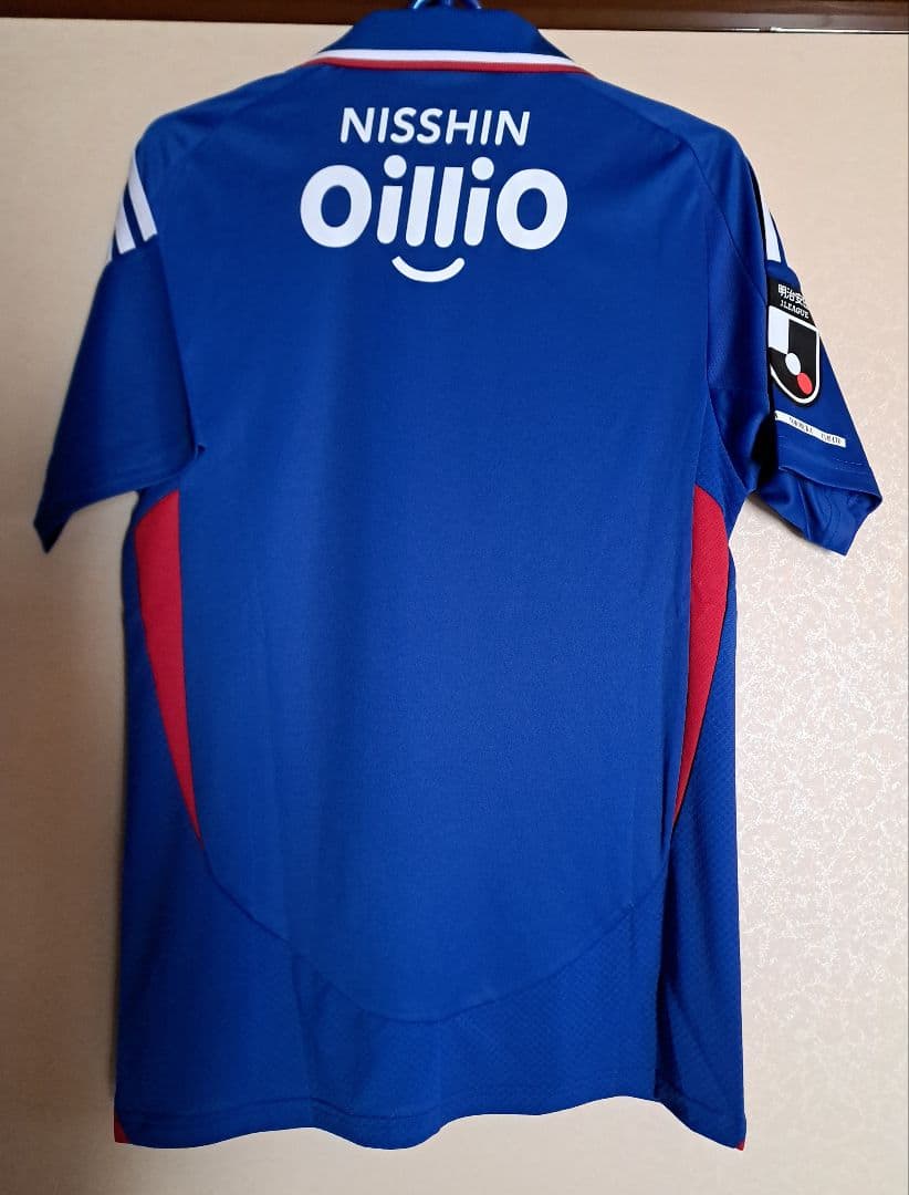 横浜Fマリノス　1stユニフォーム2025＋選手直筆サイン色紙＋タオルホルダー