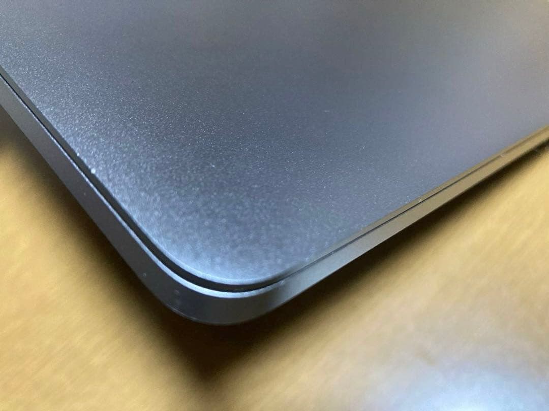 MacBook Pro 2016 15インチ スペースグレー