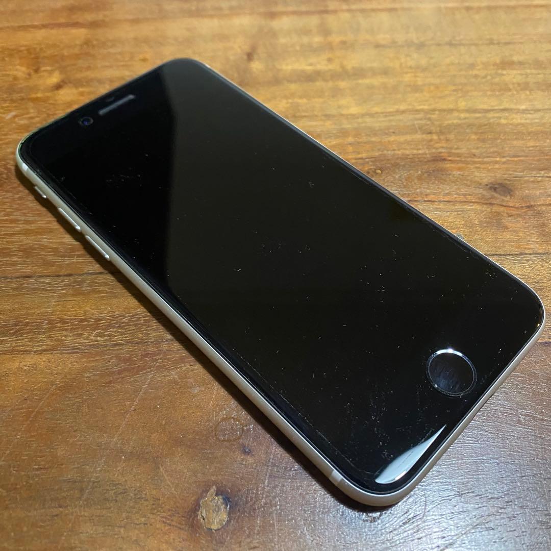 iPhone SE第二世代 64GB ホワイトSIMフリー ネットワーク制限なし