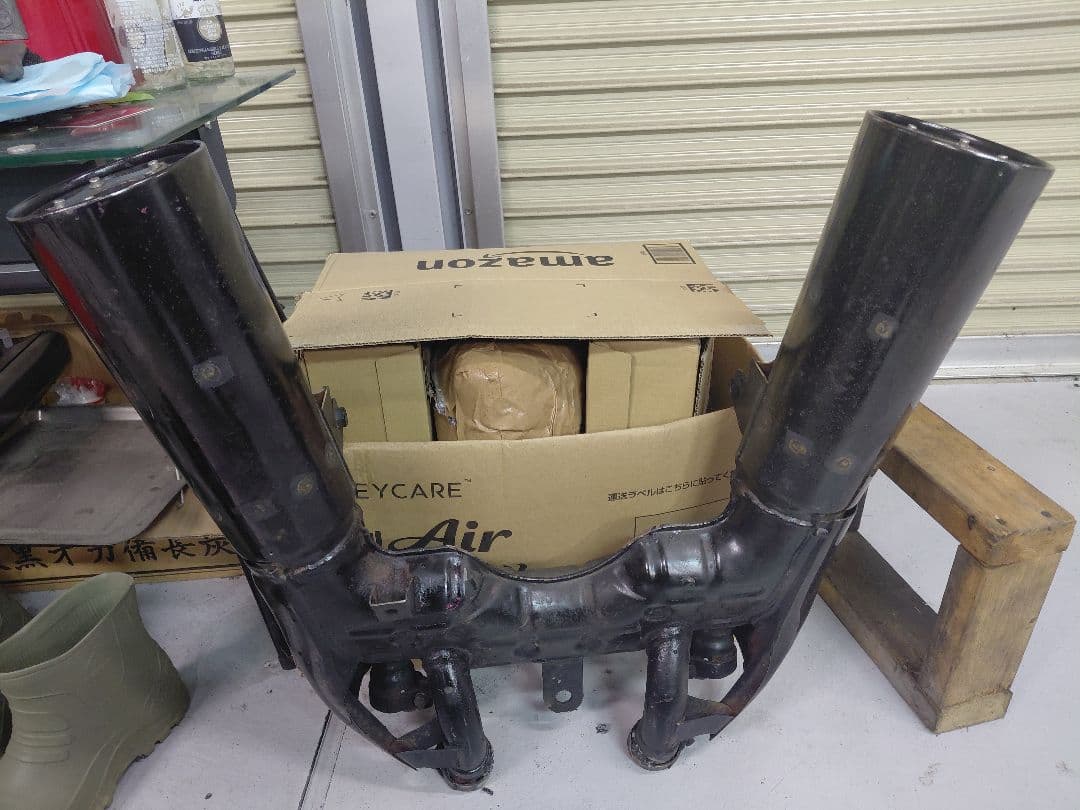 v-max1200モデファイトマフラー　ジャンク