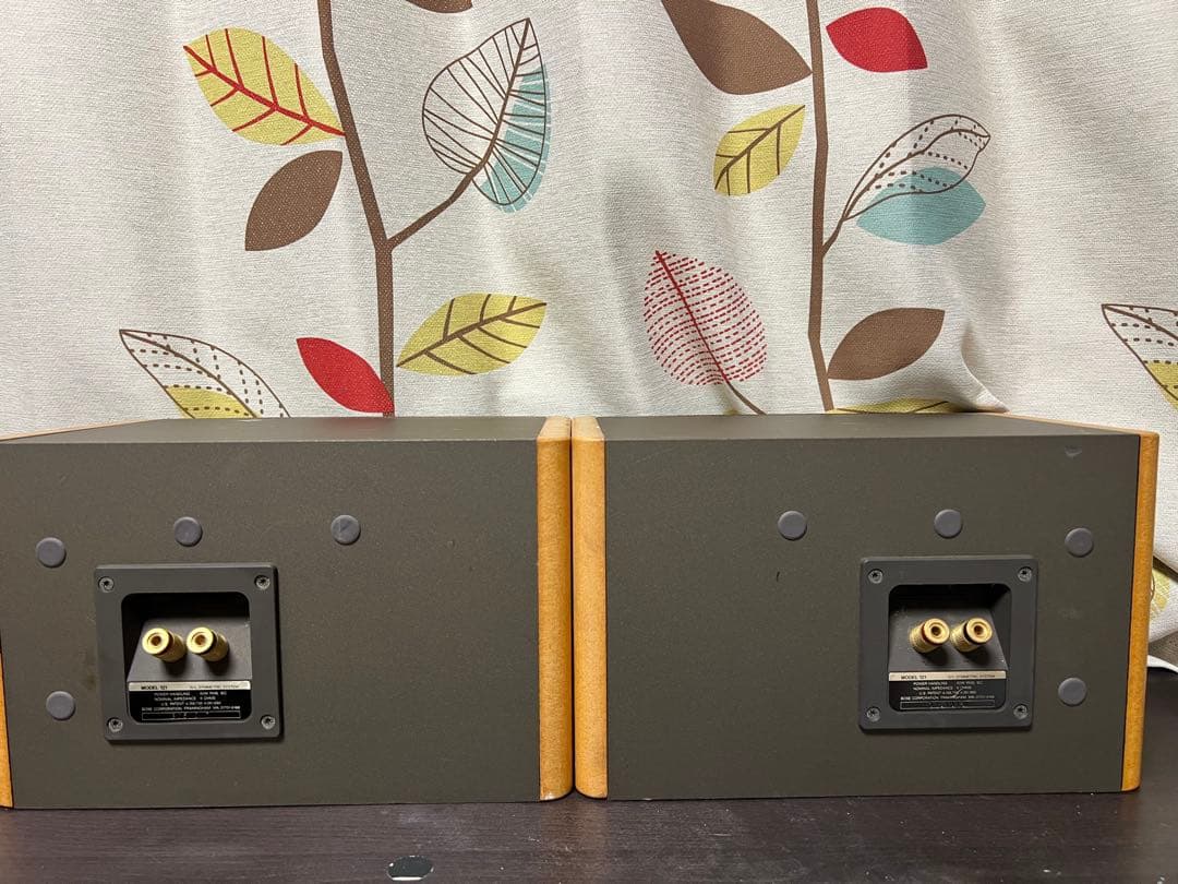 美品　BOSE ボーズ120　121 スピーカーペア　セット　連番　おまけ付き