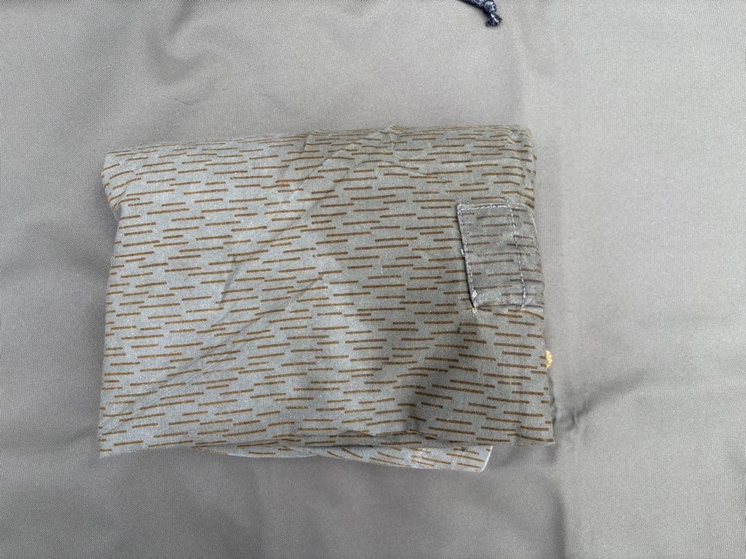 東ドイツ軍幕、ポール、バックパック