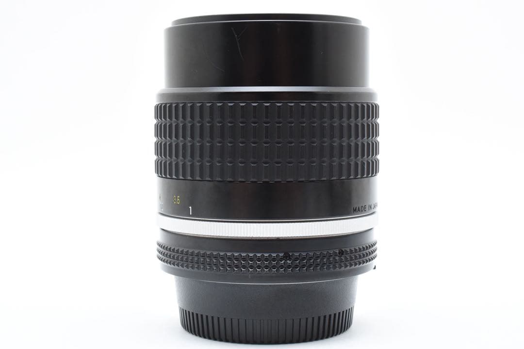 Nikon ニコンAI-S 105mm f/2.5