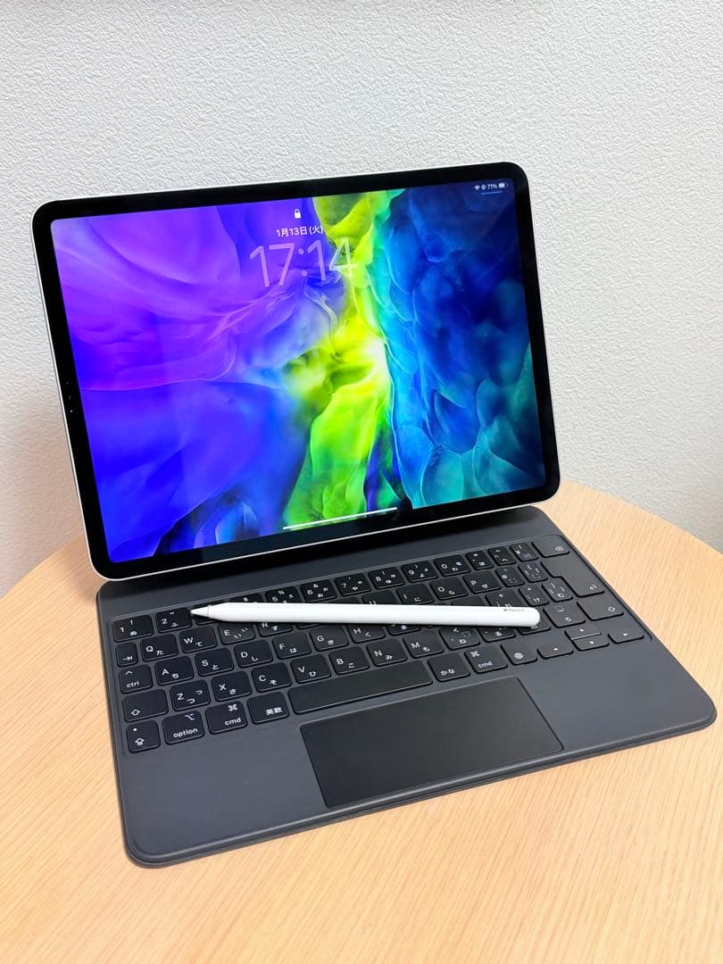 純正ペンとMagic Keyboard付き iPad Pro 11インチ