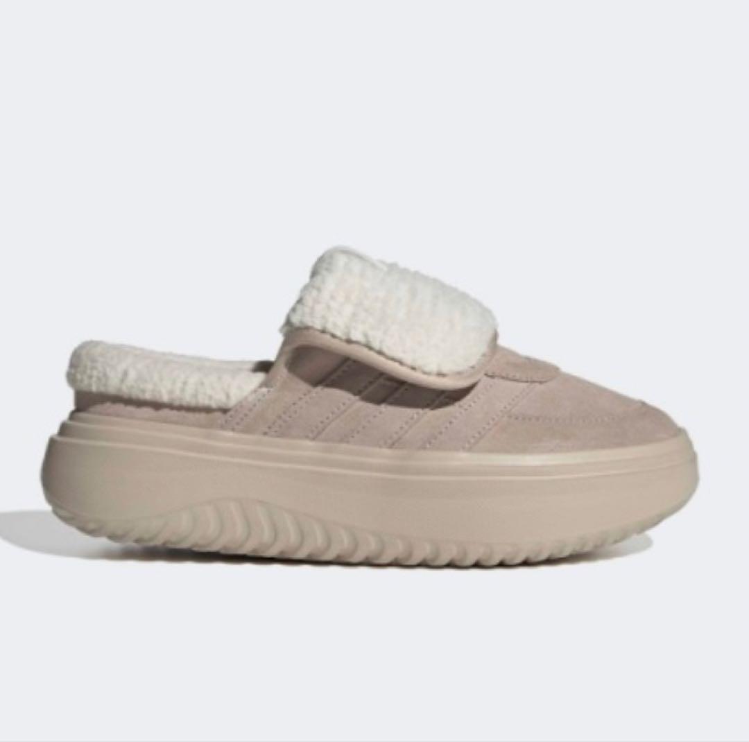 ★24.5★ 新品 adidas グランドコートミュール　ボア　ベージュ