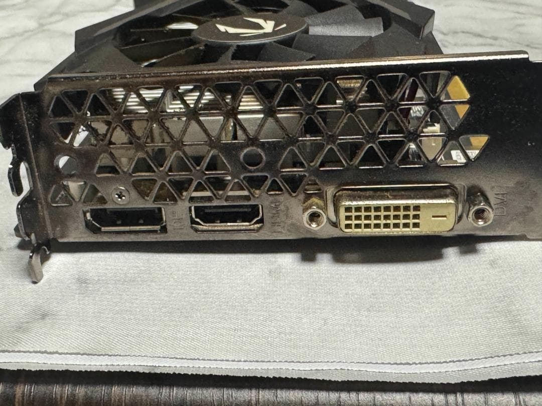 グラフィックボード・グラボ・ビデオカード GeForce GTX 1650 SUPER ZOTAC