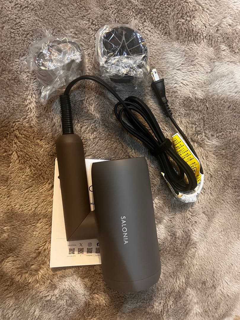 新品　SALONIA（サロニア）　スムースシャインドライヤー