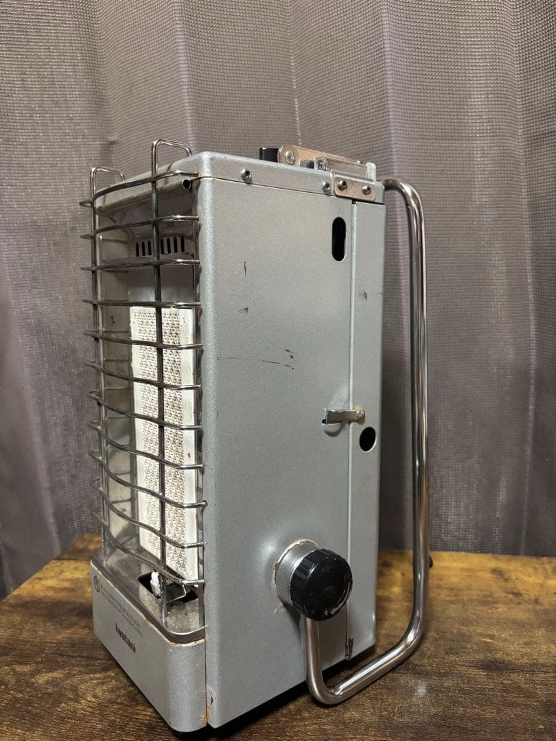 IwatanI CB-8 ガスファンヒーター、ガスストーブ