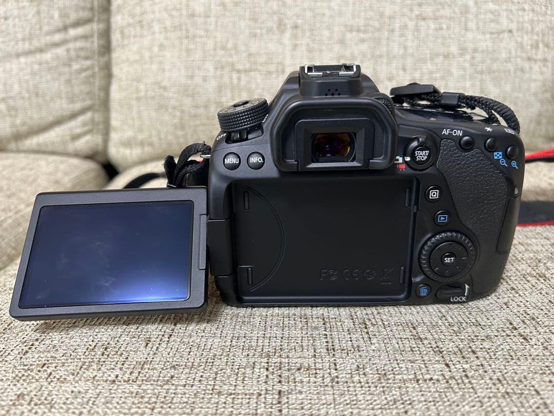 デジタルカメラ Canon EOS 80D