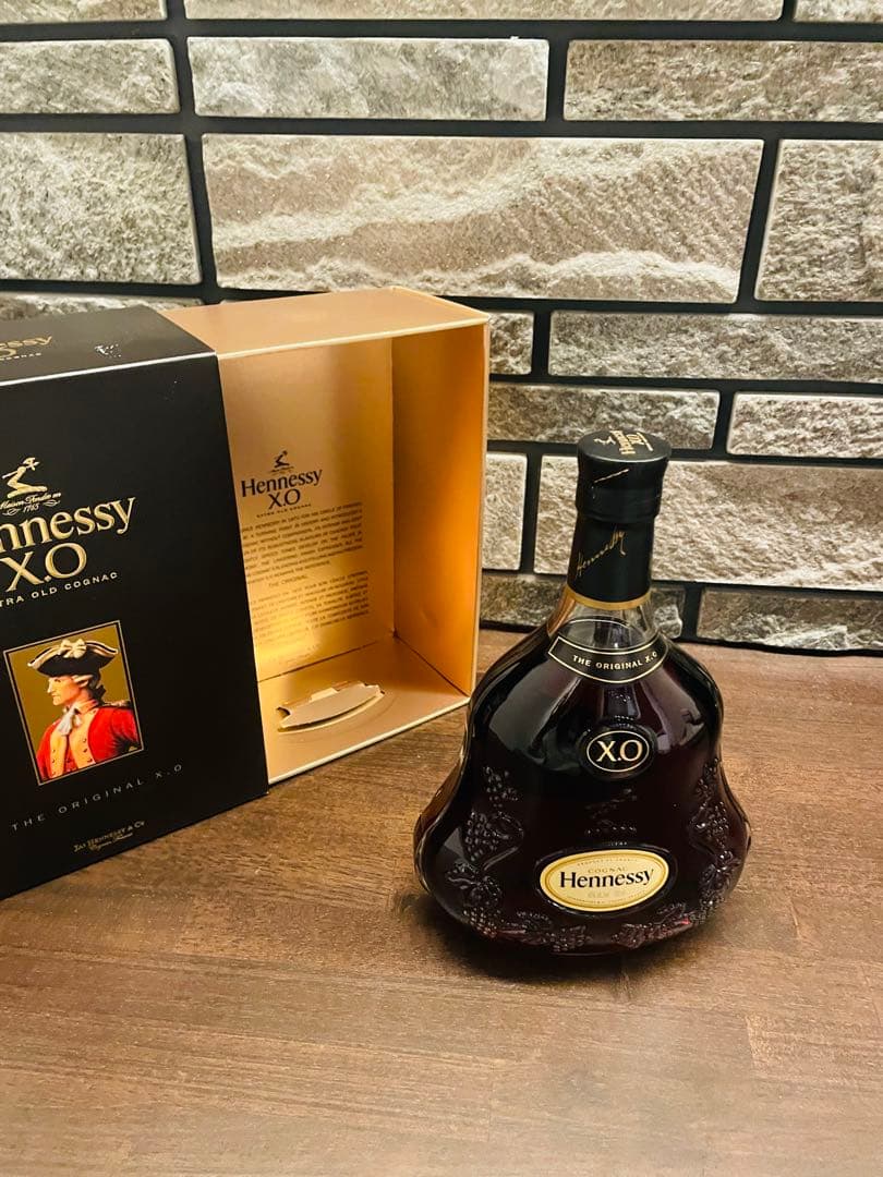 新品Hennessy X.O コニャック 700ml ギフトボックス付き
