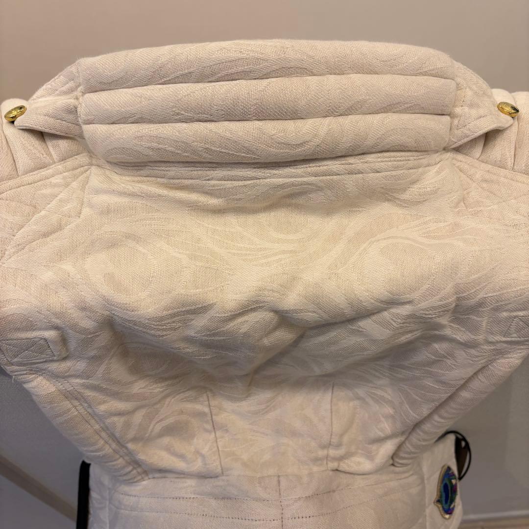 アーティポッペ　抱っこ紐 キナリ色