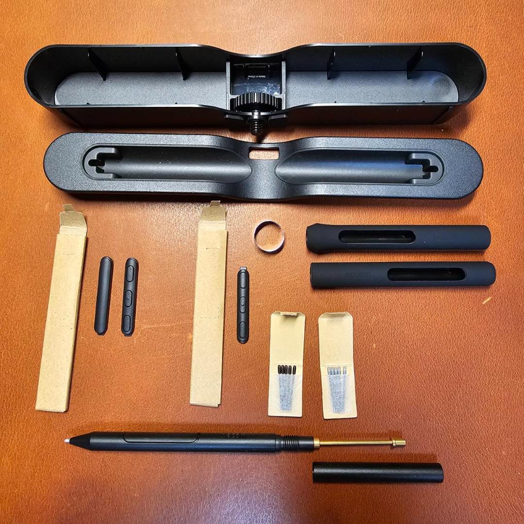 Wacom Cintiq Pro 27 DTH271K0D 液晶ペンタブレット