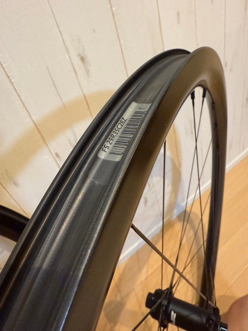 メカニコ製カーボンディスクホイール35mm 前後1302g CX-RAY