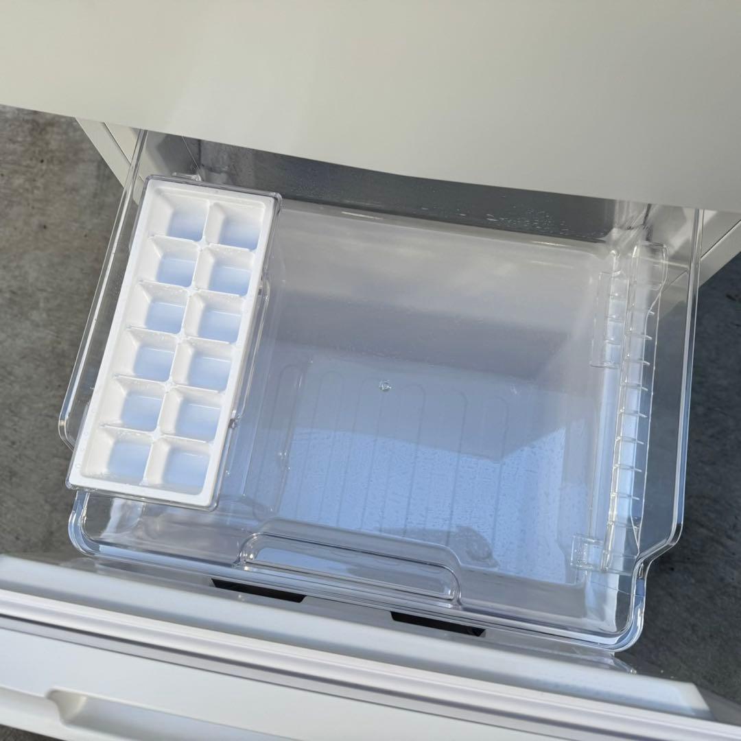 117⭐️2025年製★ほぼ新品★シャープ　冷蔵庫　右、左開き　大型　一人暮らし