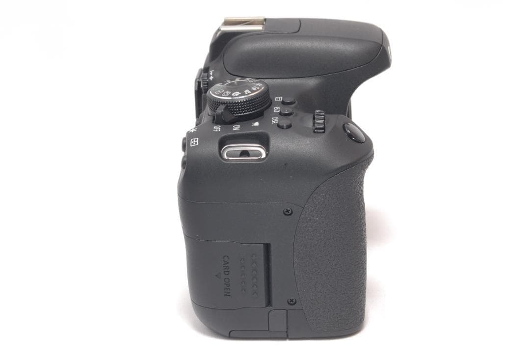 ⭐️遠くも近くもキレイ⭐️Canon Kiss X8i キャノン　デジタル一眼