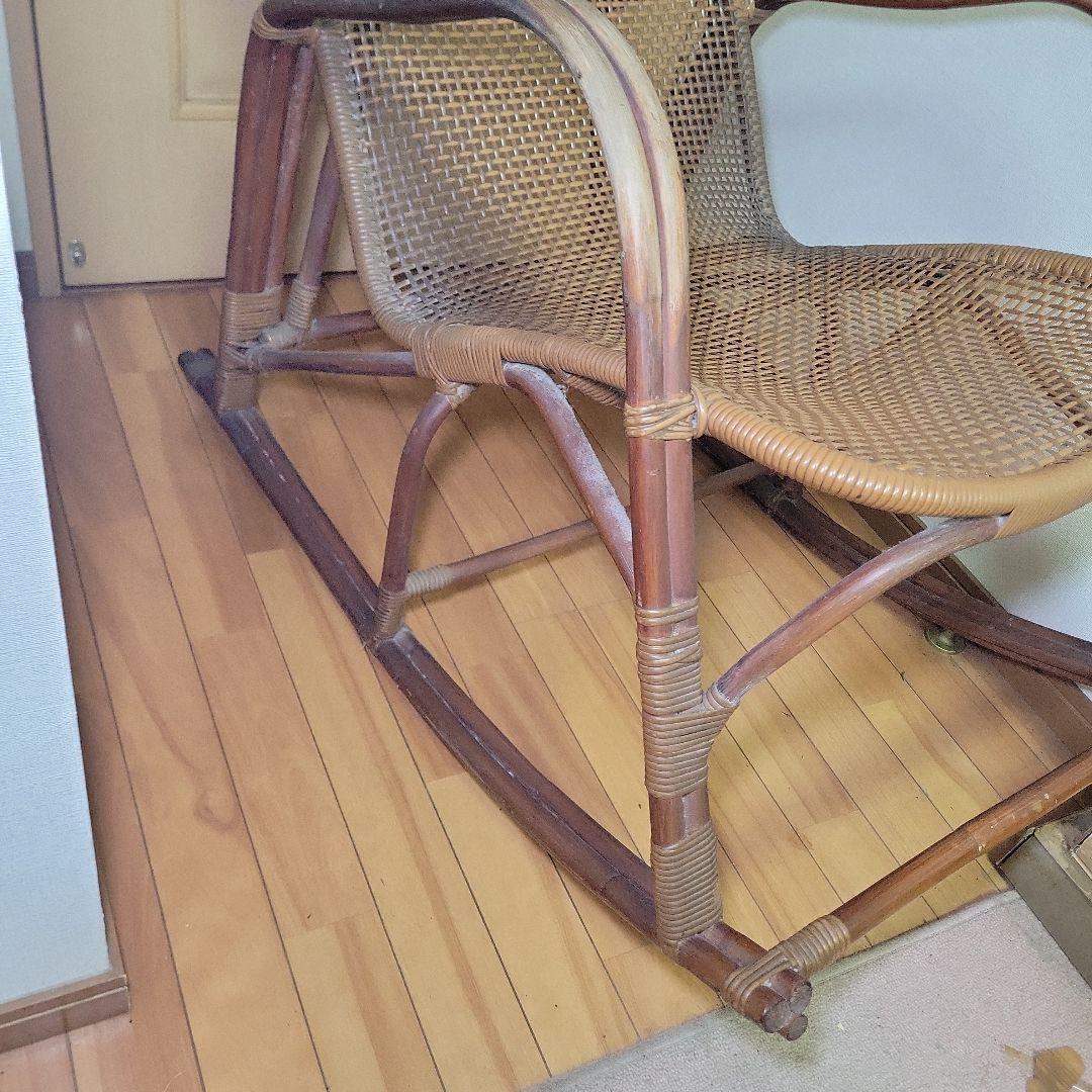 アンティーク　ヴィンテージ　自然素材　ナチュラル　ラタン　籐　ロッキングチェア