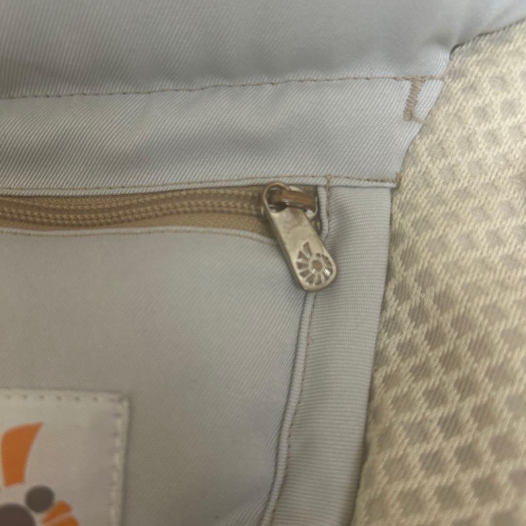 ergobaby オムニブリーズ抱っこ紐 ベージュ