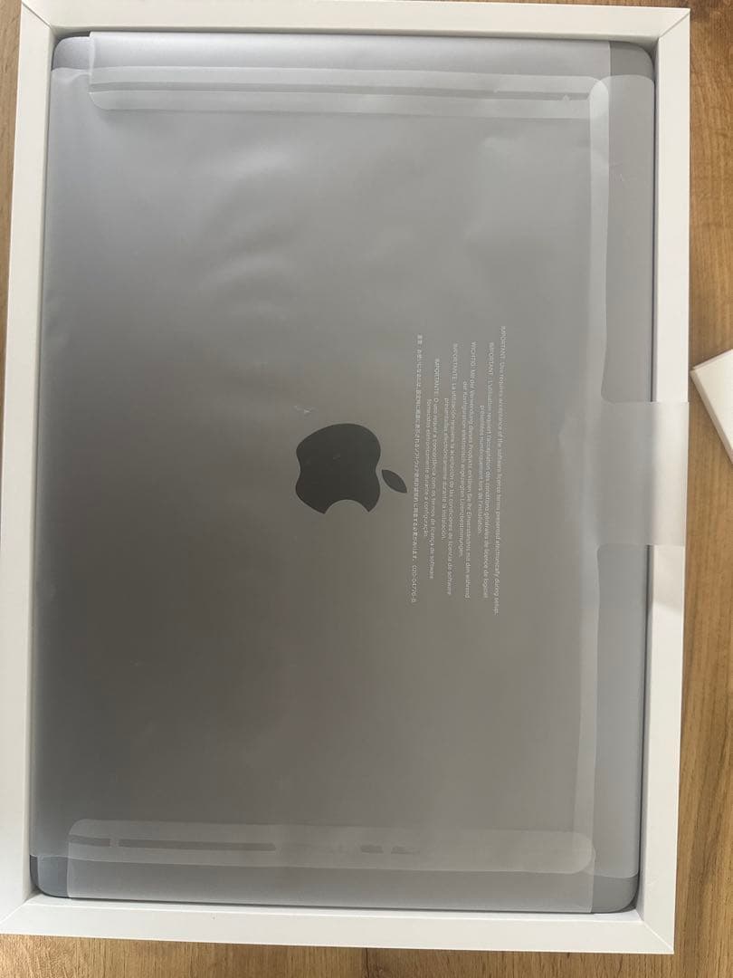 【美品】MacBook Pro M1 13インチ 8GB 256GB