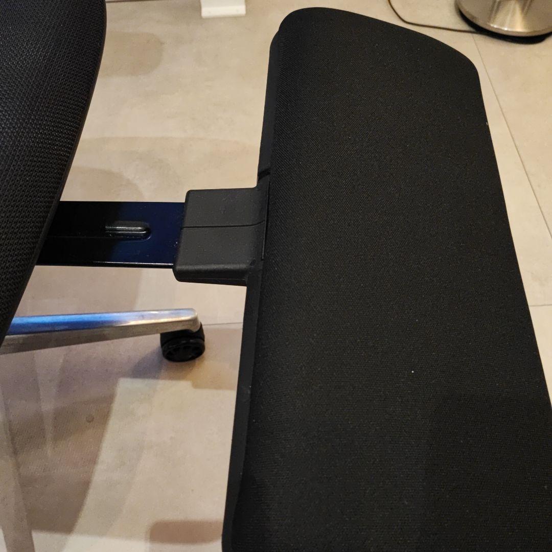 EastForce LUMBIRT(ランバート) オフィスチェア2.0