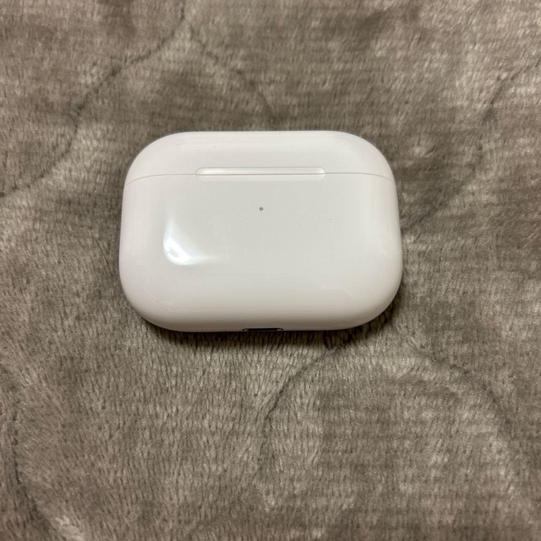 美品 AirPods Pro 第1世代 iFaceシリコンケース付き