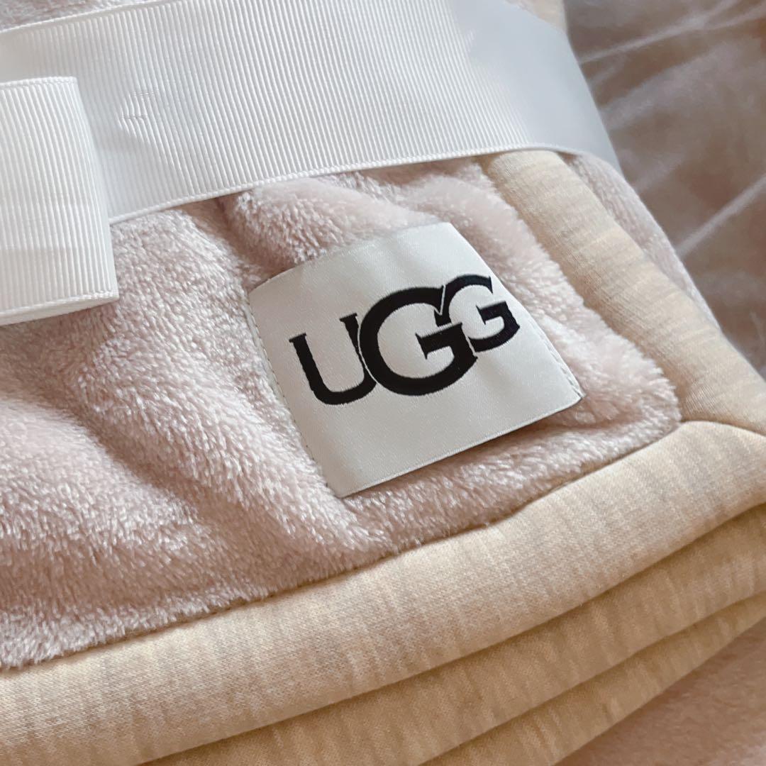 カズ様【新品】UGG DUFFIELDTHROE Ⅱ ブランケット