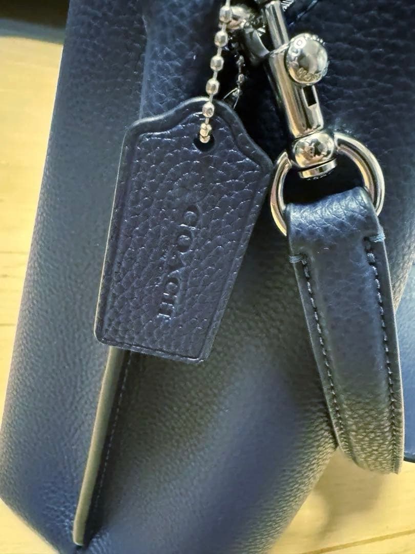 L*s様 COACH ネイビーウィロウ ショルダー バッグ　ペブルレザー　C26