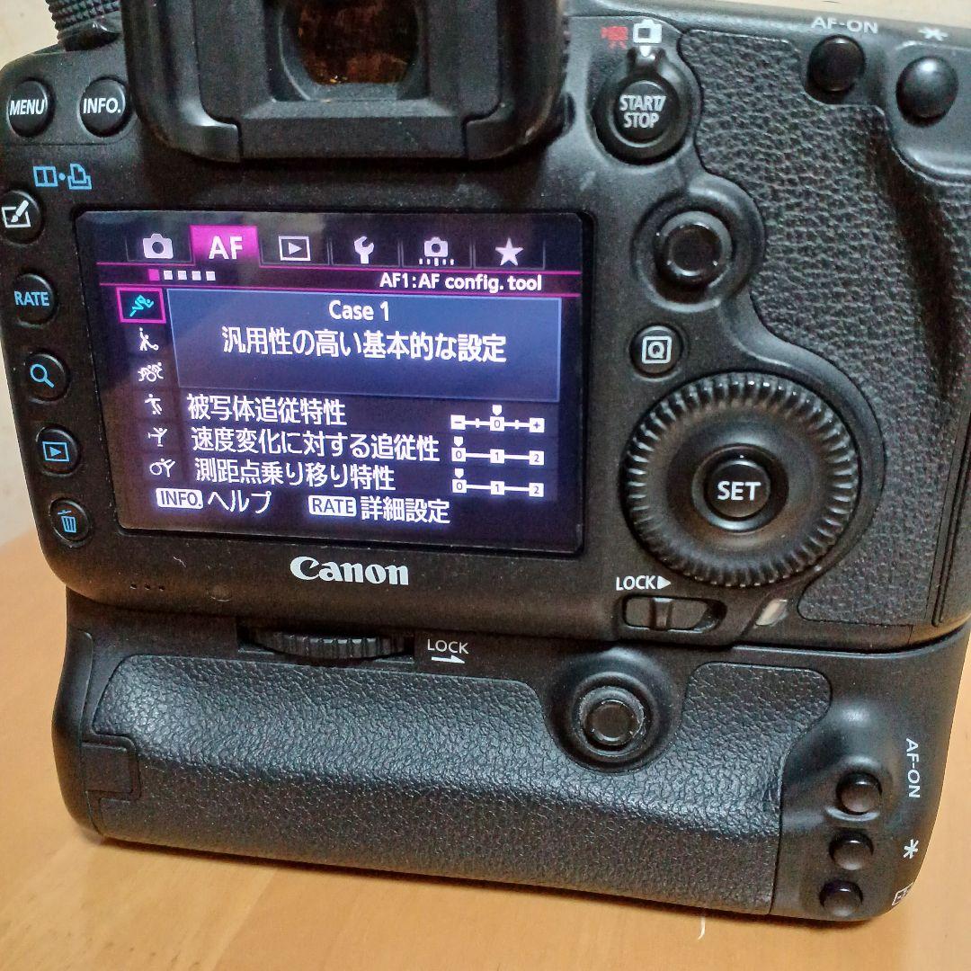 Canon EOS 5D Mark III 純正グリップBG-E11付き