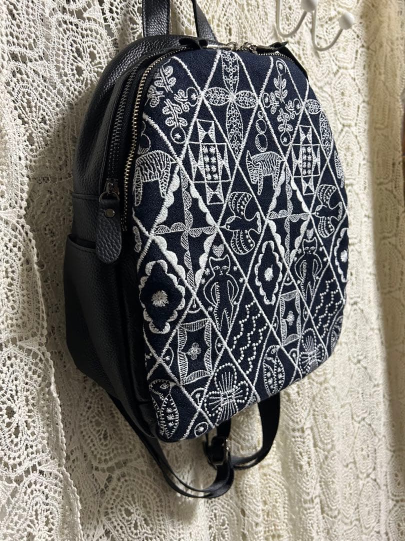 51005A ミナペルホネンハーフハンドメイド本革リュック　シンフォニー